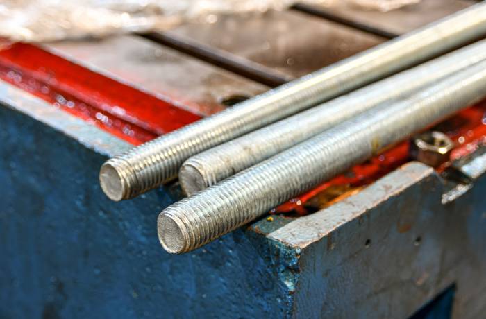 Stainless Steel Threaded Rods, Studs & Bars: Choosing the Right Fastener