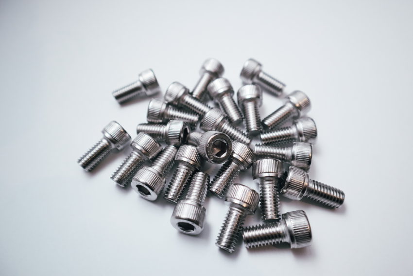 why stainless steel screws corrode